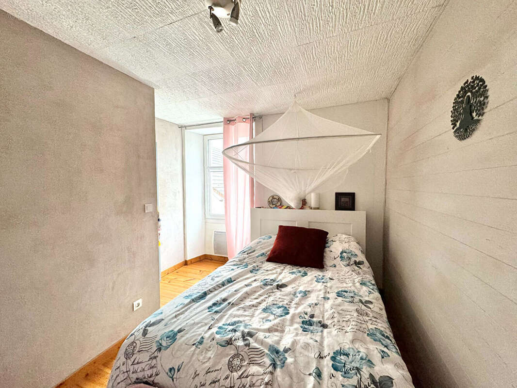 Appartement 37 m² à Artix  - photo 4