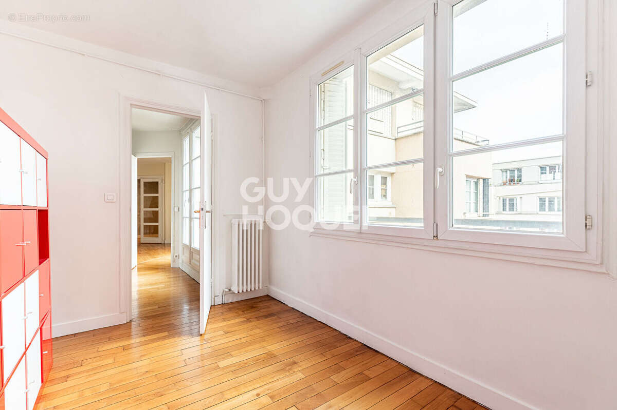 Appartement à ISSY-LES-MOULINEAUX