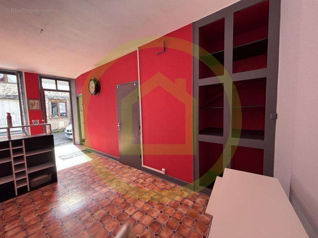 Maison 77 m² à Chenerailles  - photo 5