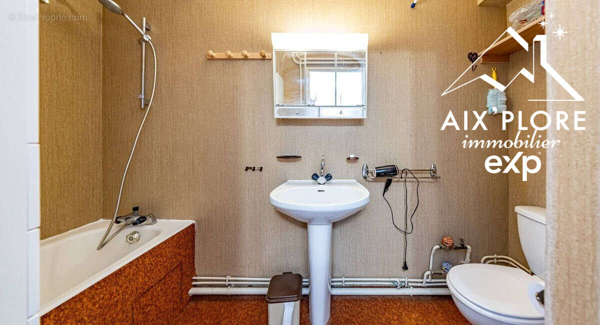 Appartement à SAINT-FRANCOIS-LONGCHAMP