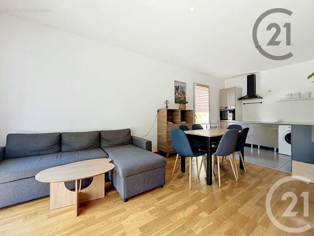 Appartement à BEZANNES