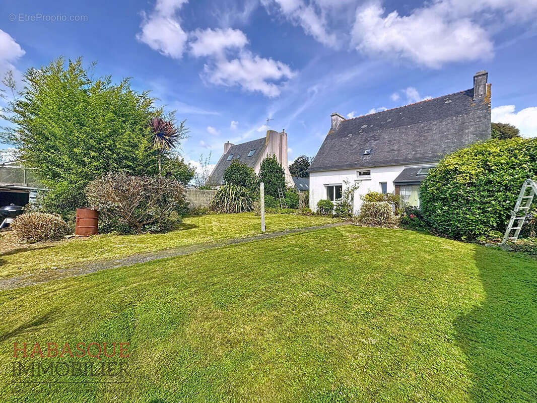 Maison à PLOUDANIEL