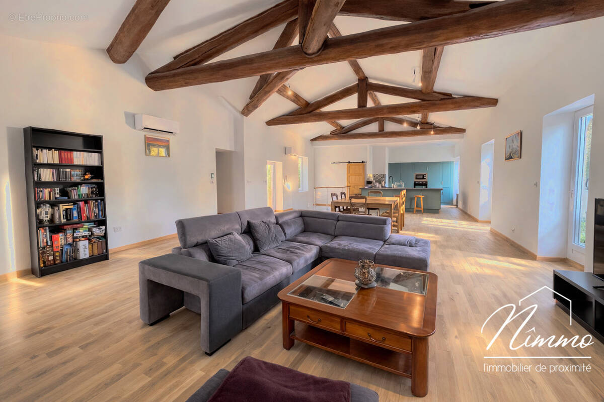 Appartement à NIMES