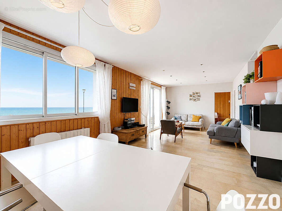 Maison Hauteville Sur Mer 5 pièce(s) 106 m2 - Front de mer. - photo 4