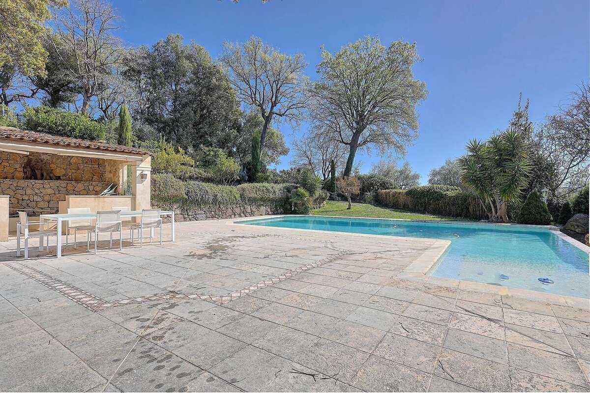 Maison à BIOT
