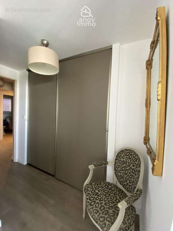 Appartement T5 coeur de ville, les sables d.olonne ,dernier é - photo 17