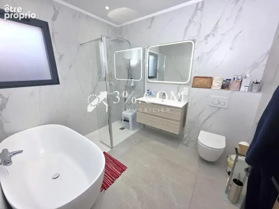 Grande villa neuve en plein centre-ville - photo 10