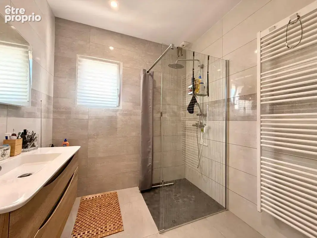 ARC SUR TILLE CENTRE : Maison de plain-pied 3 chambres sur un terrain de 523 m² - photo 5