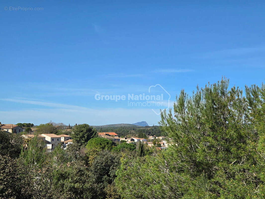 Maison à SUSSARGUES