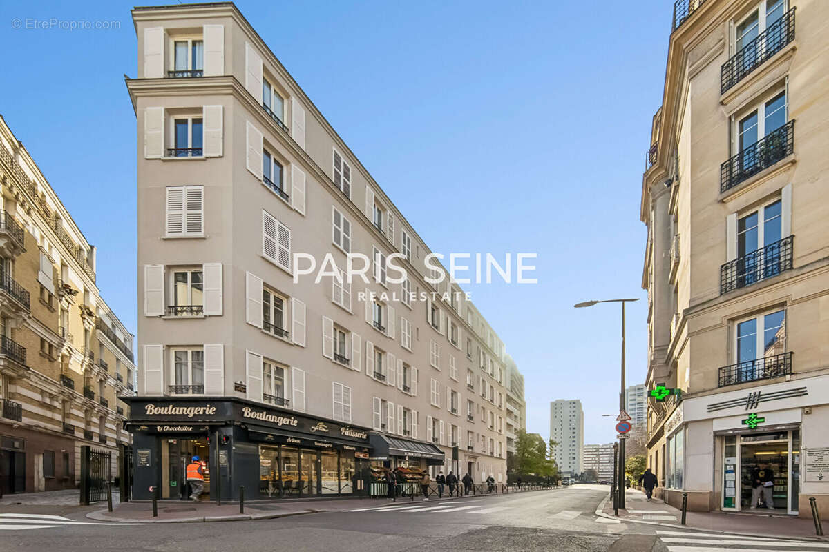 Appartement à LEVALLOIS-PERRET