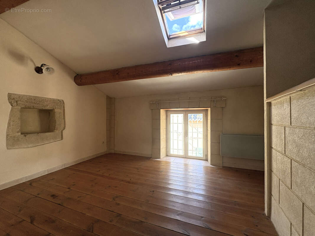 Maison à ROQUEMAURE