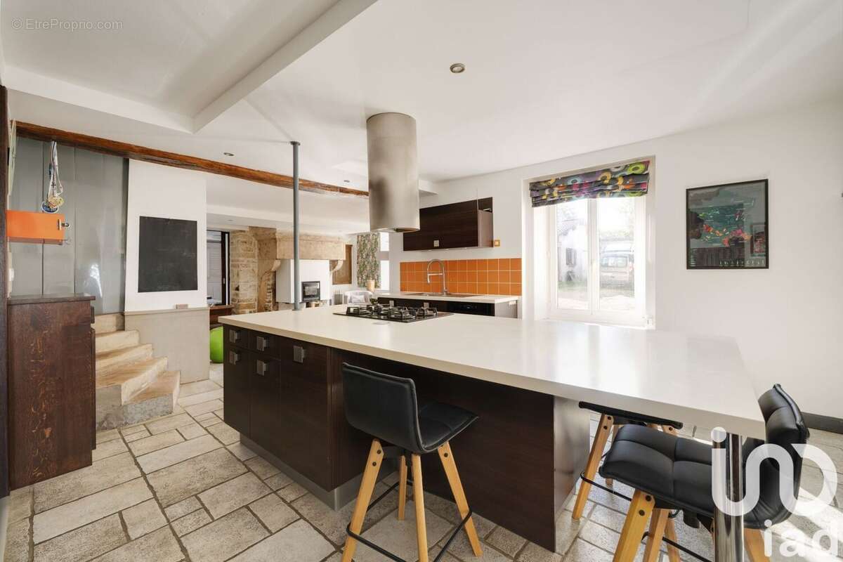 Photo 8 - Maison à DOMMARTIN-AUX-BOIS