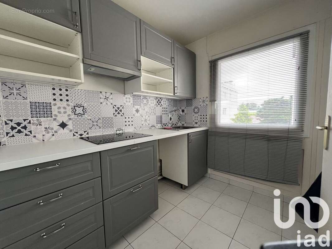 Photo 2 - Appartement à SAINT-MAUR-DES-FOSSES