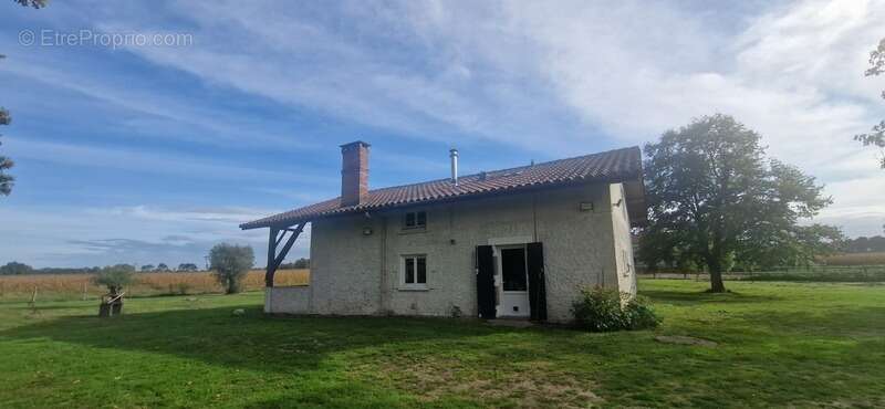 Maison à CREON-D&#039;ARMAGNAC