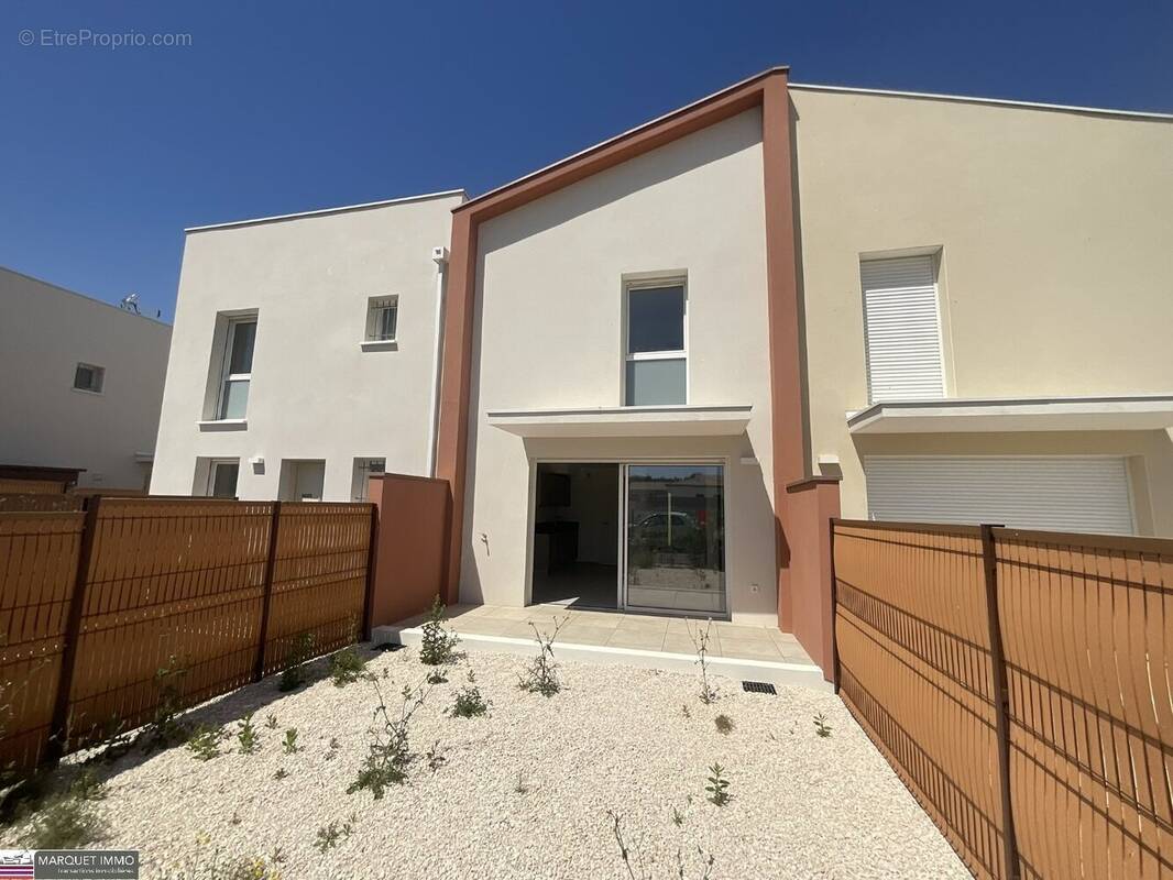 Maison à SAUVIAN