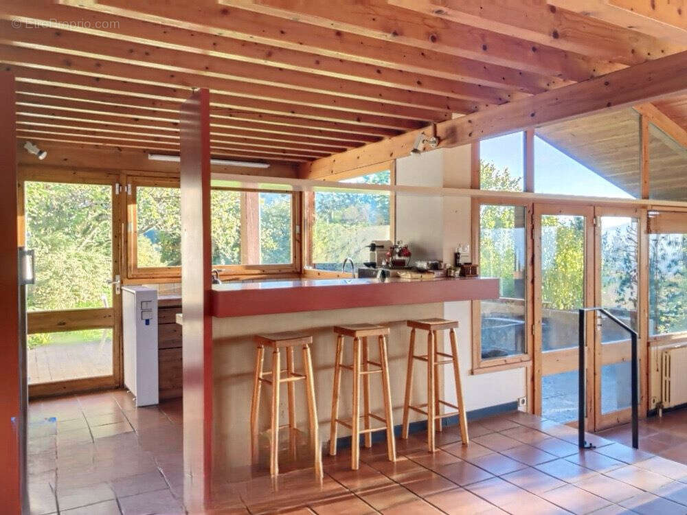 Maison à SAINT-MARTIN-D&#039;URIAGE