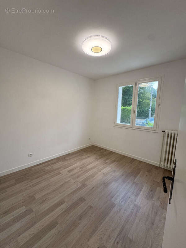 Maison Montaigu 7 pièces - photo 5