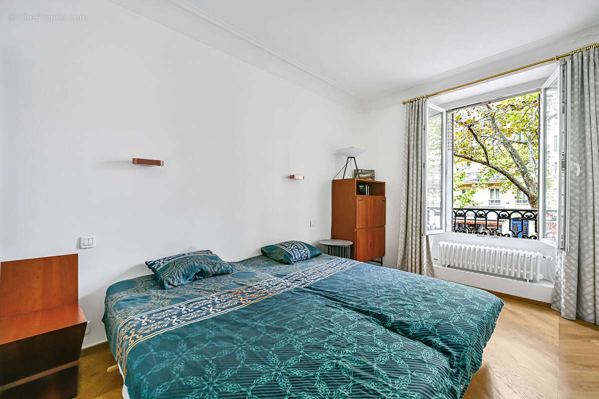 Appartement à PARIS-11E