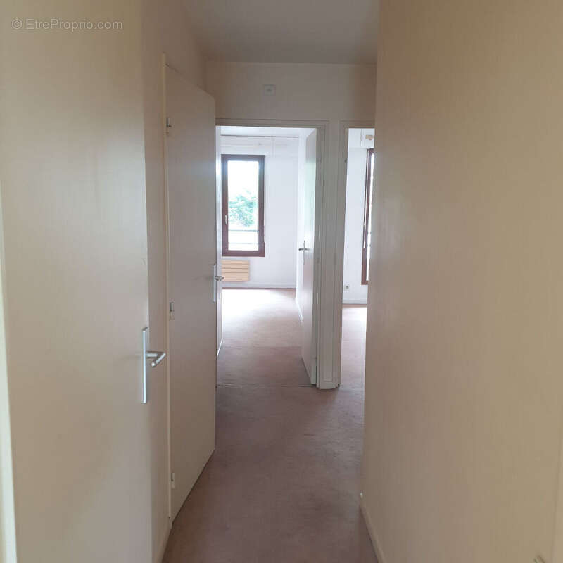 Appartement à SURESNES