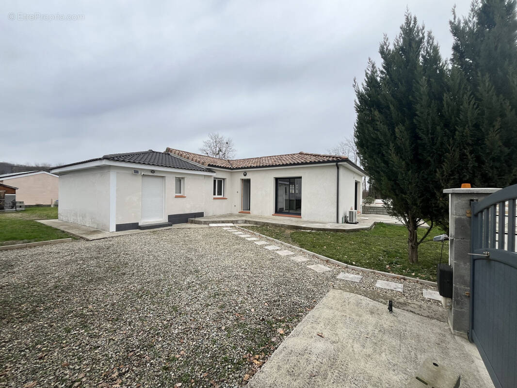 Maison à SAINT-JEAN-DE-VERGES