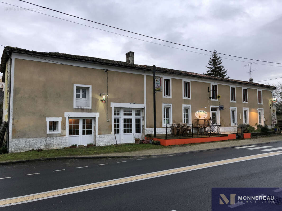 Appartement à MEUX