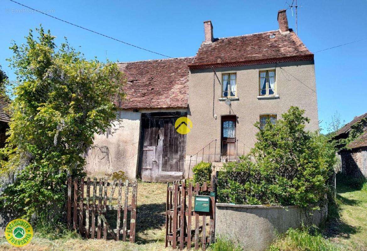 Maison à DUN-LE-PALESTEL