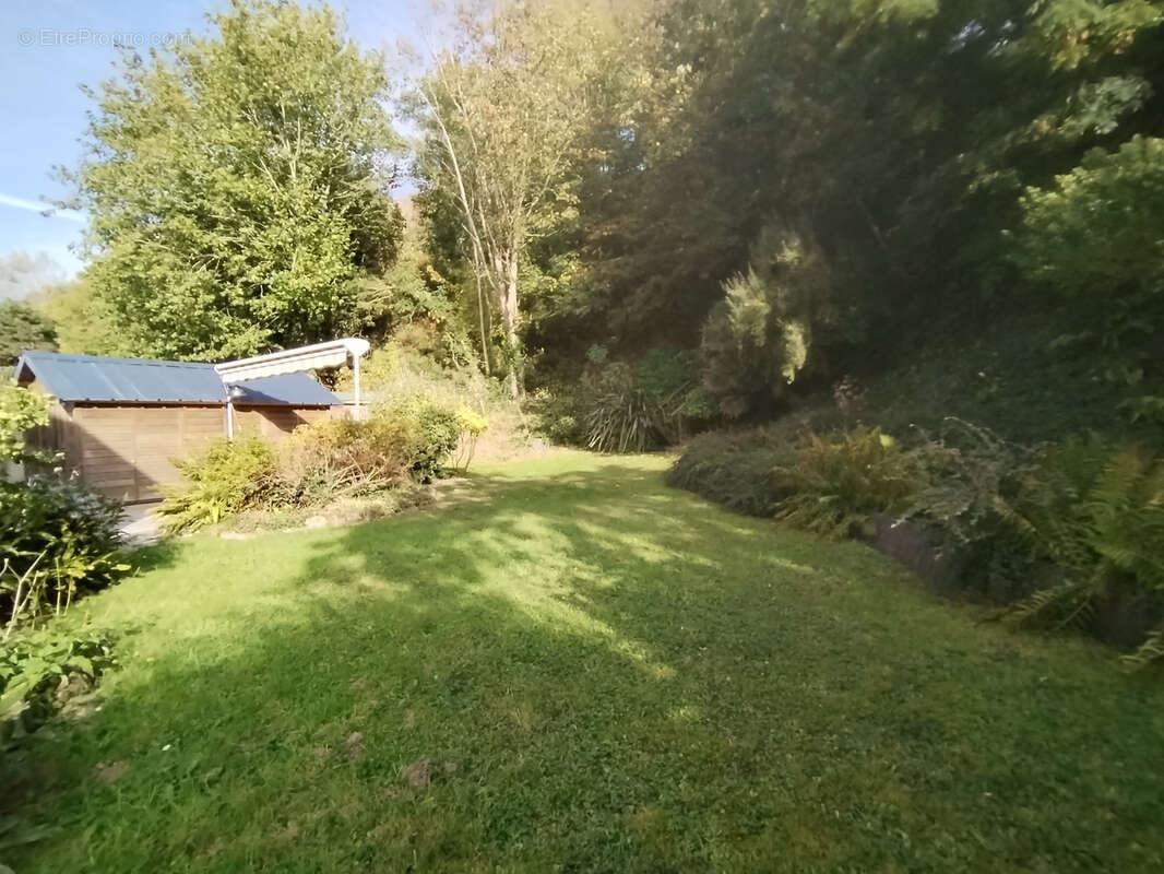 Maison à DONVILLE-LES-BAINS