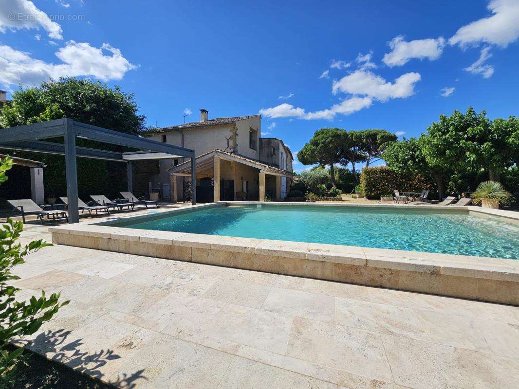Maison à UZES
