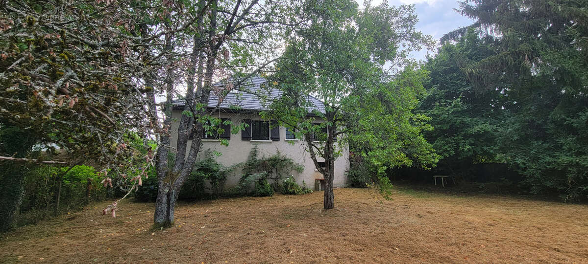Pavillon familial avec vie de plain-pied dans un secteur recherché ! - photo 21