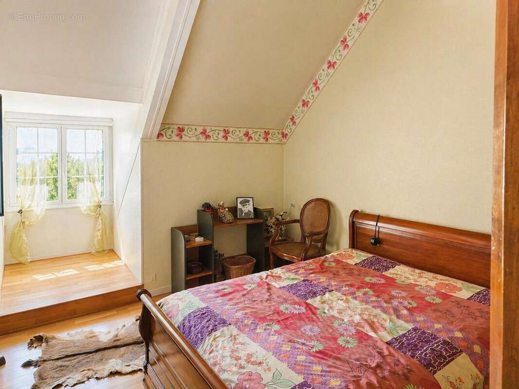 Maison 158 m² à Le Chatelet-Sur-Retourne  - photo 8