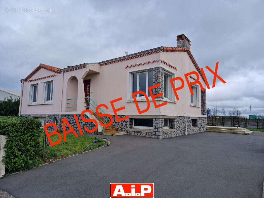 Maison à SAINT-PROUANT