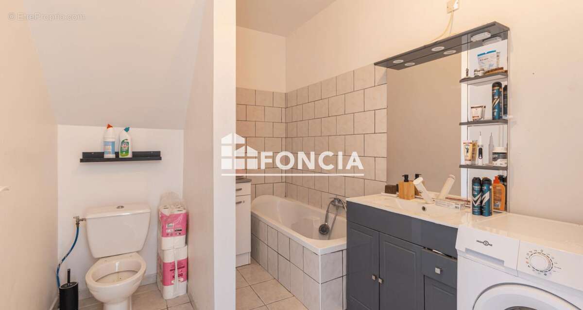 Appartement à PORT-DE-BOUC