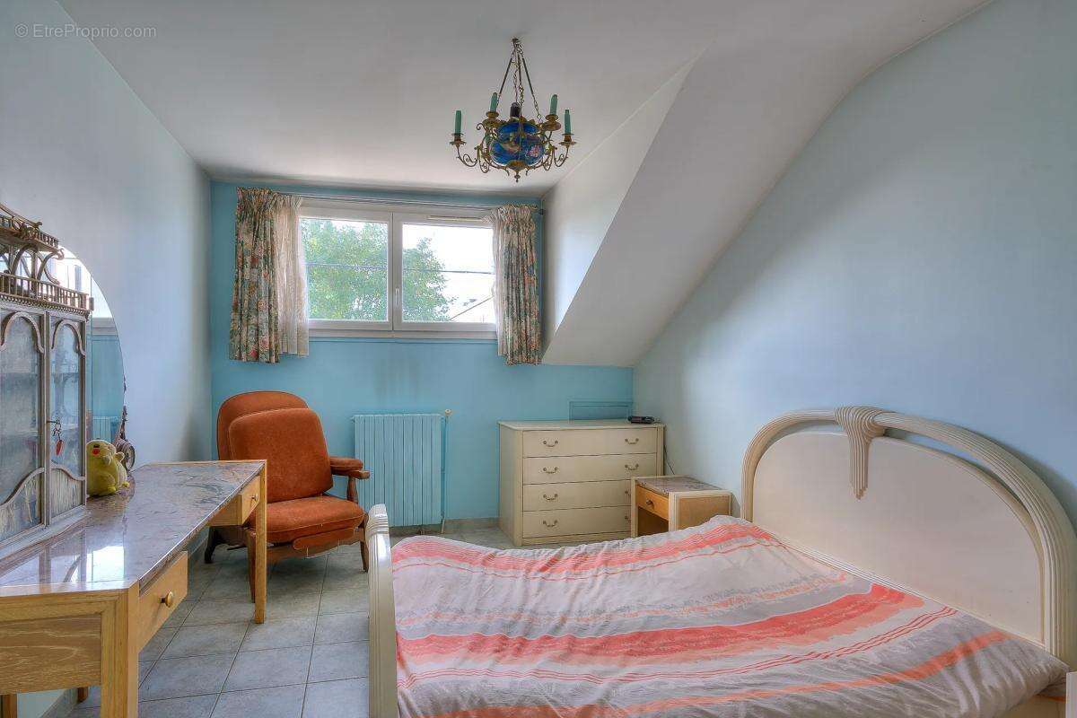 Maison à NEUILLY-PLAISANCE