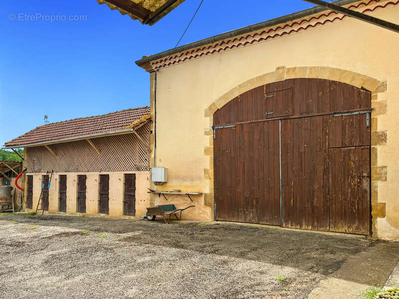 Maison à BASSOUES