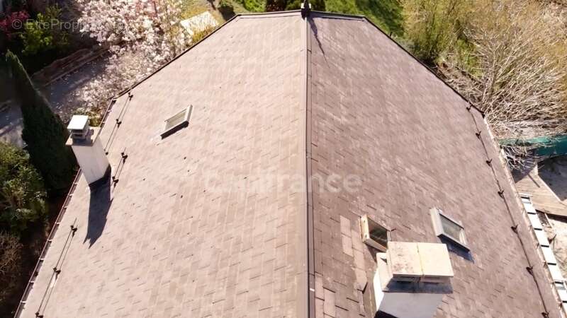 Maison à SAINT-MARTIN-DE-LA-PORTE