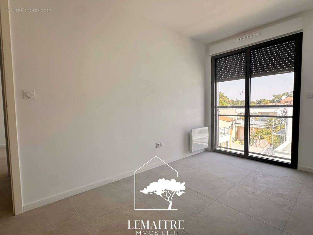 Appartement à LES MATHES