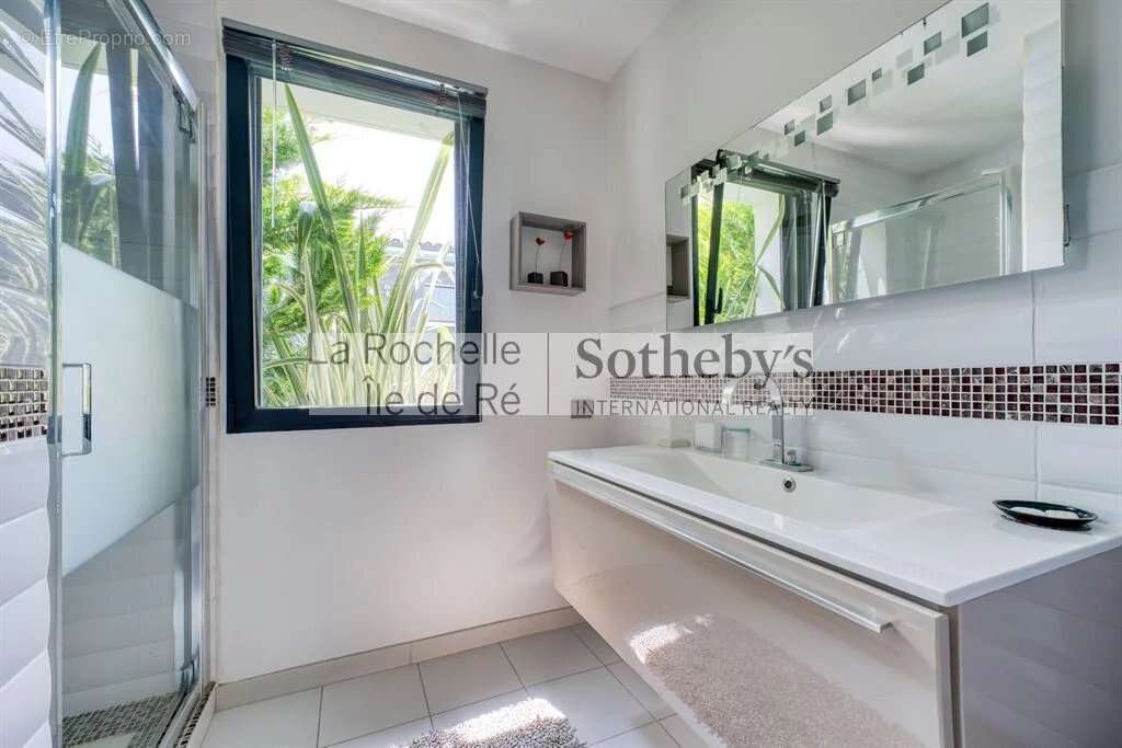 Maison à PORT-DES-BARQUES