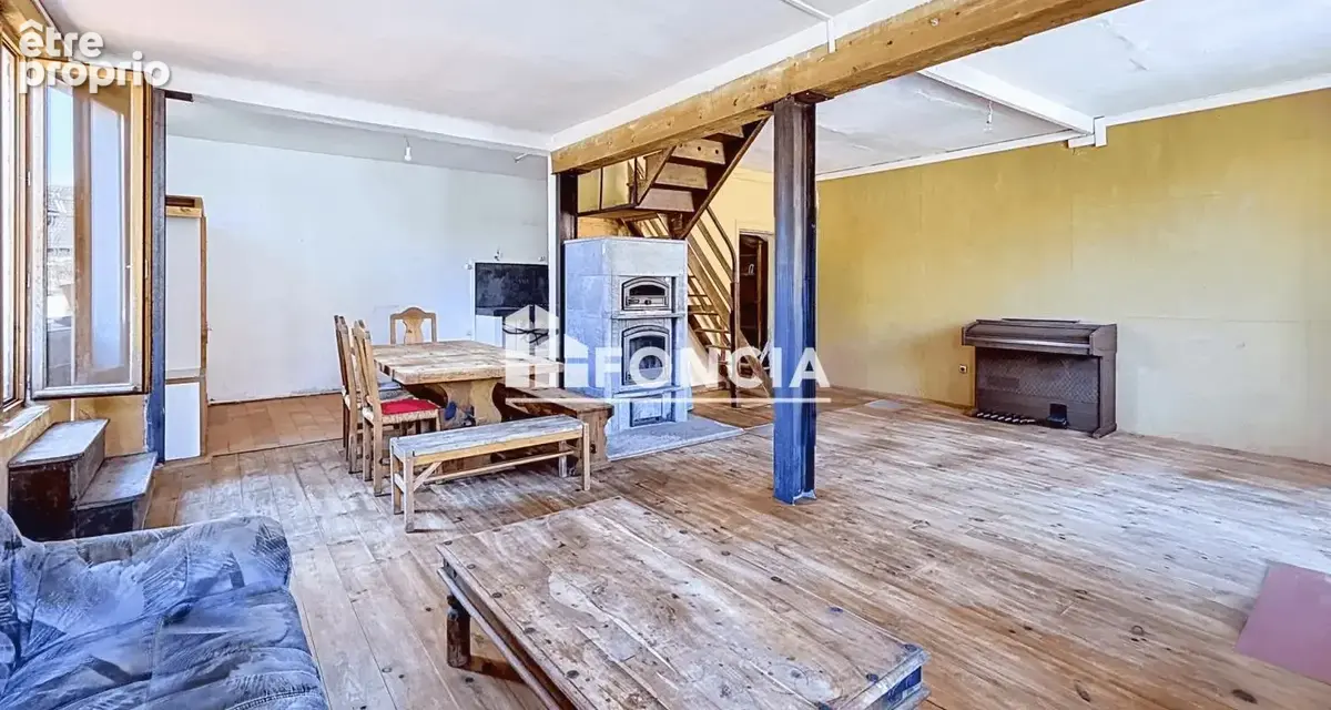 Maison familiale – 4 chambres – sous-sol total – garage – beaux espaces – exclusivité - photo 2