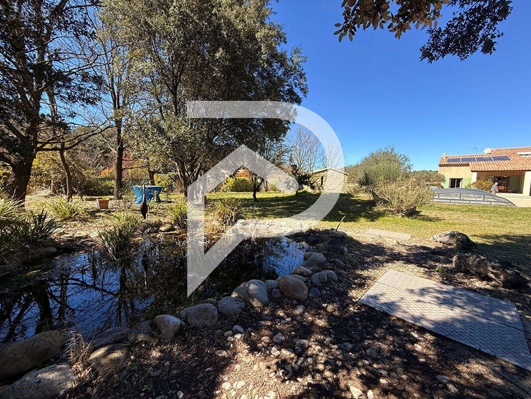 Maison à VINON-SUR-VERDON