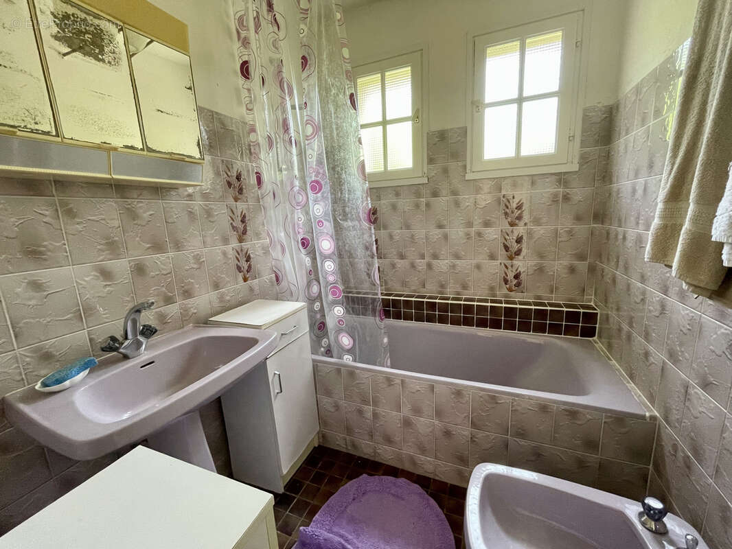 Maison à SAINT-PHILIBERT