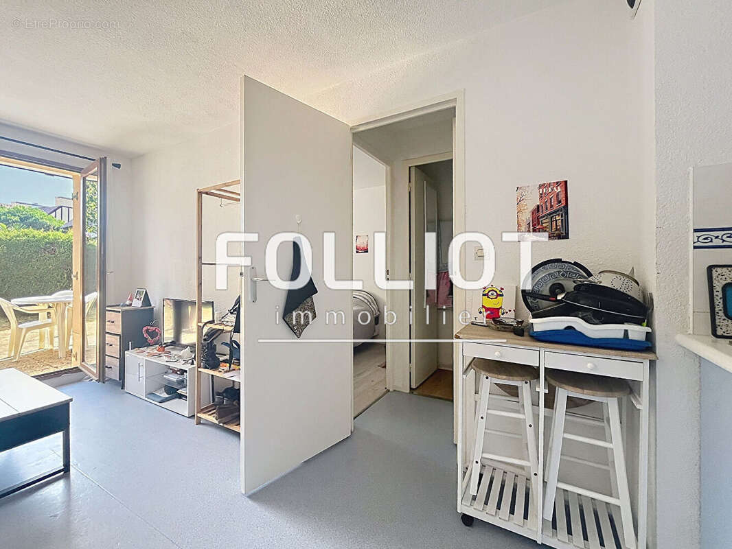 ACHAT/VENTE  appartement de 27 m2 en BORD DE MER  - OUISTREHAM - terrain 80 m2 - photo 5