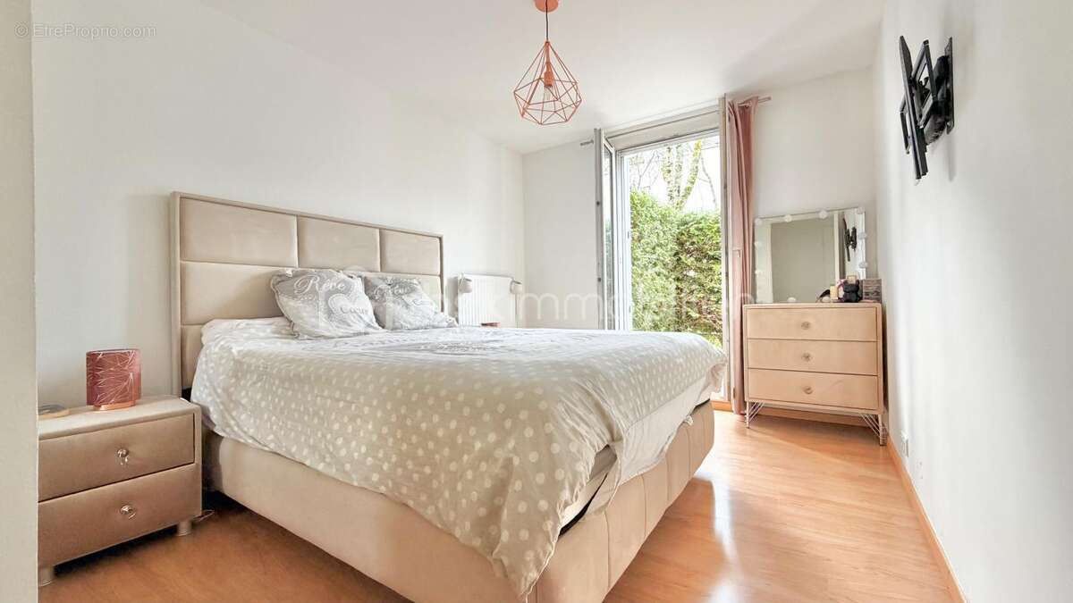 Appartement à TORCY