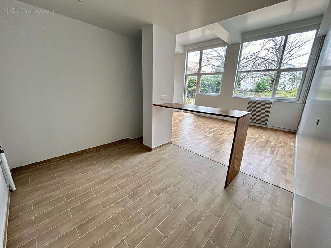 Appartement à BEZONS