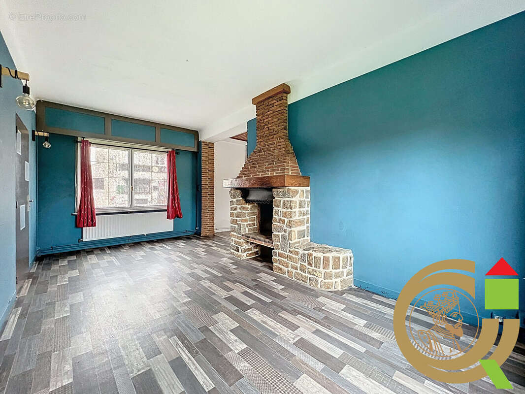 Maison à BEAURAINVILLE