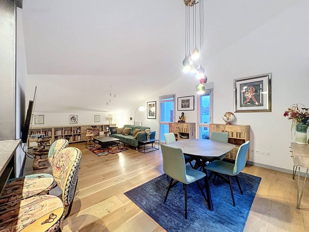 Salle à manger - Séjour  - Appartement à CHENNEVIERES-SUR-MARNE