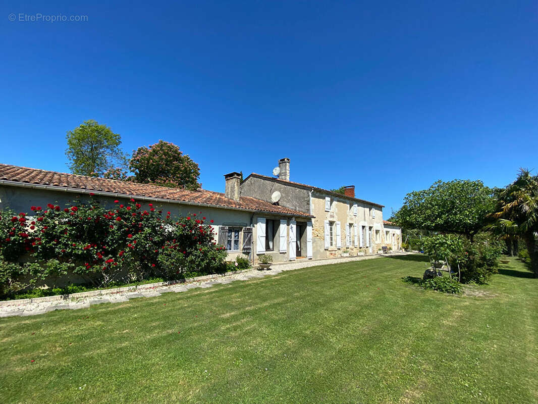 Maison à VENSAC