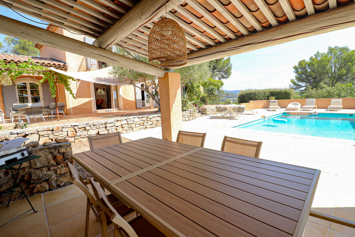 FLAYOSC PROPRIETE de 185M2 habitables avec 4 chambres, PISCINE sur plus de 4000m2 clos et paysagé - photo 33