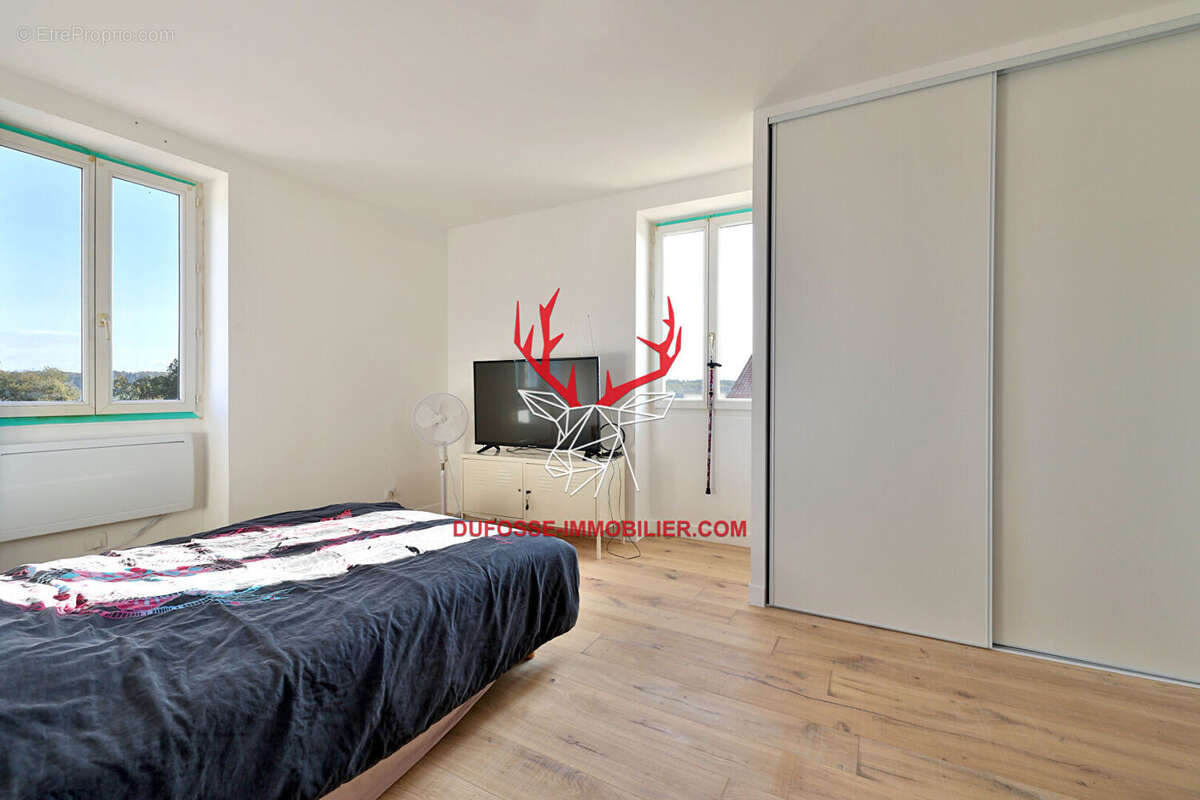 Maison à SAINT-GEORGES-D'ESPERANCHE