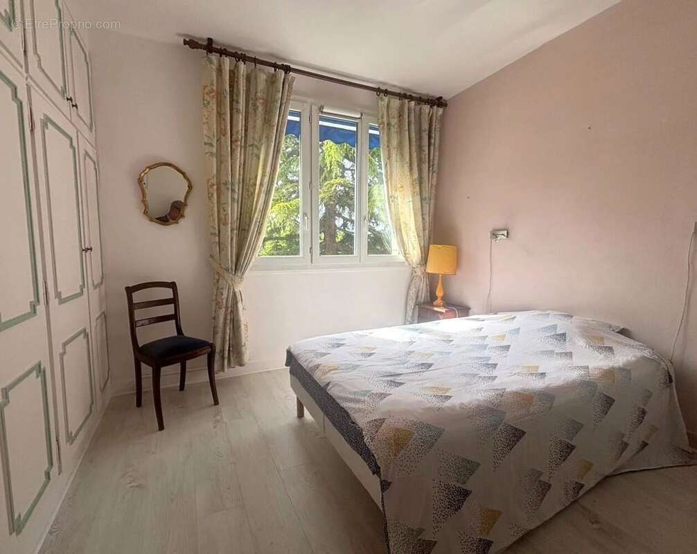 Appartement à BOUGIVAL