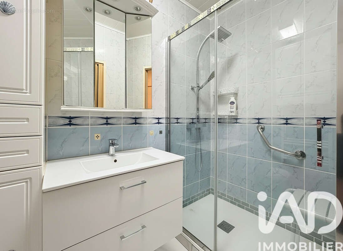 Photo 8 - Appartement à VILLENEUVE-LA-GARENNE